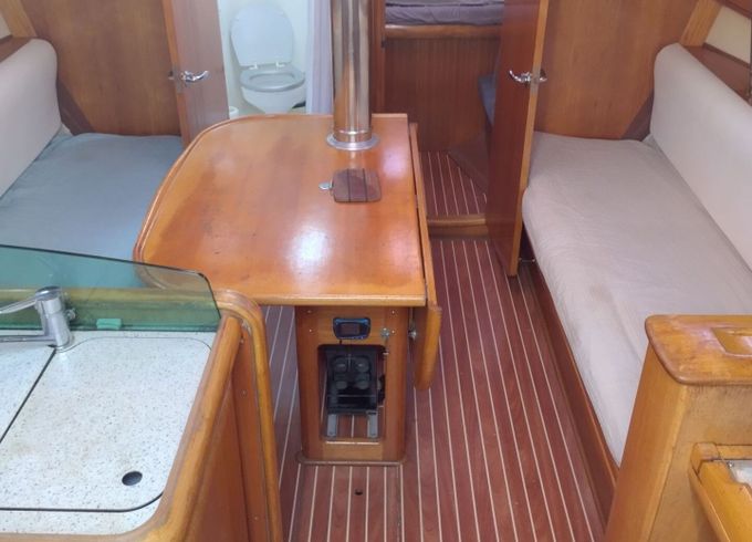 Sailboat Bavaria 36 11m