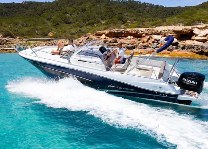 Motorboat Jeanneau Cap Camarat 7.5 250hp