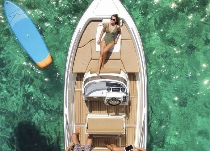Motorboat PREMIUM COMFORT 115hp