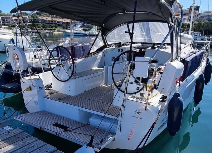 Sailboat Jeanneau Sun Odyssey 380 11m