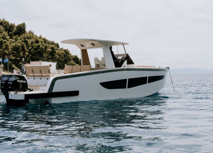 Motorboat Legend Legend A40 700hp