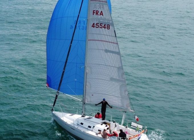 Sailboat Beneteau First 31.7 9.61m