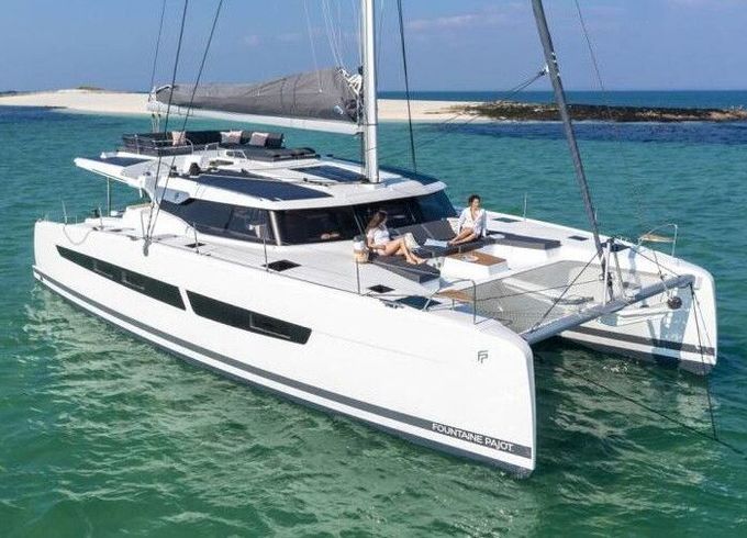 Catamaran Fountaine Pajot Aura 51 16m
