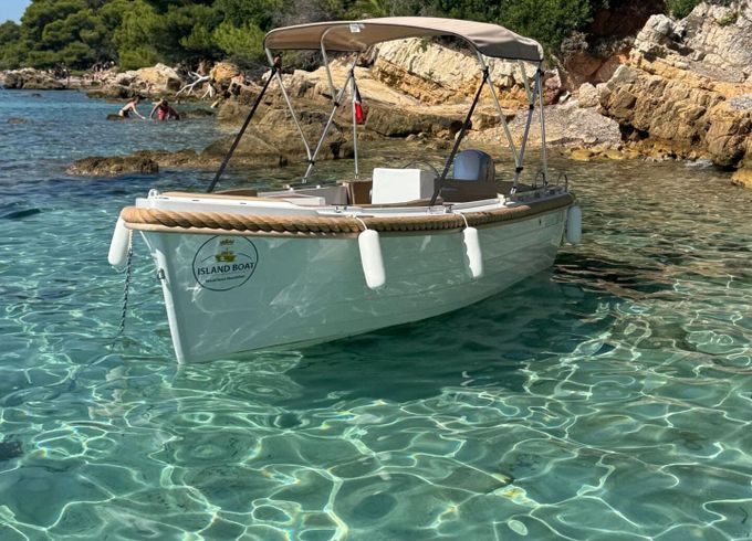 Boat without licence  Silveryacht Silver 495 6hp