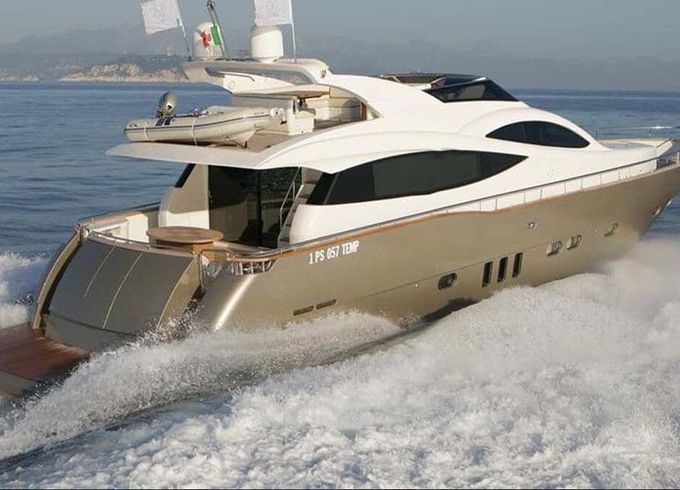 Motor yacht FILIPPETTI DEAUVILLE 760 3060hp