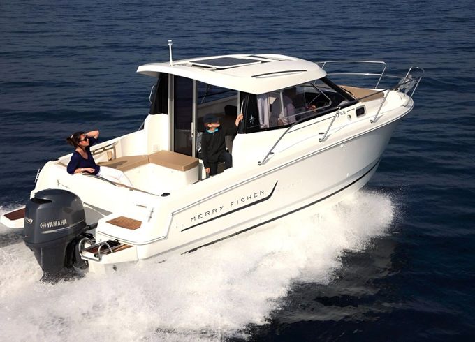 Motorboat Jeanneau Merry Fisher 755