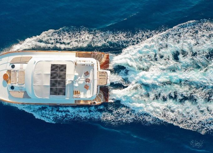 Motor yacht Fontaine Pajot Queensland 55