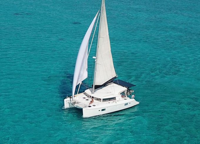 Catamaran Lagoon 421 12.5m