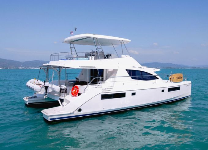Motorboat Leopard 51