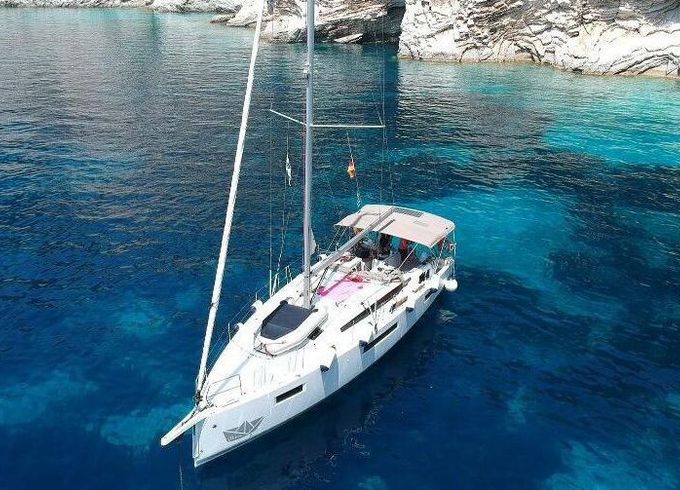 Sailboat Jeanneau Sun Odyssey 410 - 3 cab. 12.35m