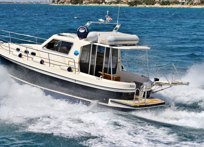 Motorboat SAS VEKTOR Adria 1002V 260hp