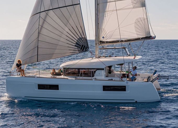 Catamaran Lagoon 40 11m