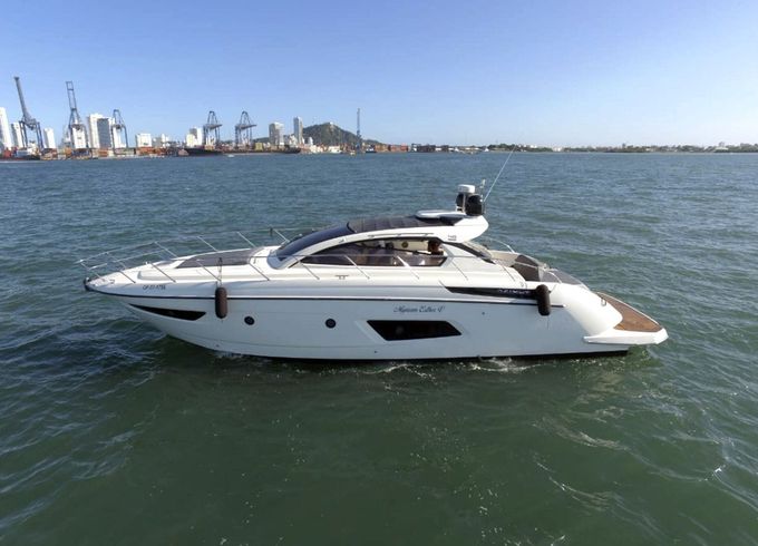 Motorboat Azimut 48 1200hp