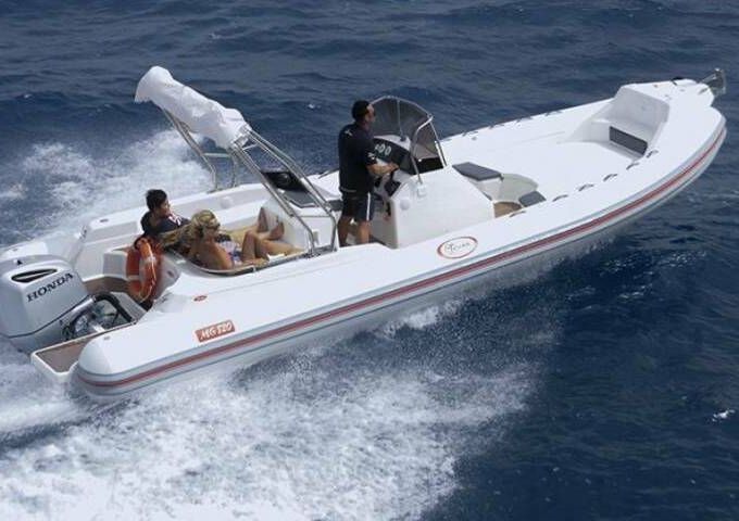 RIB SAVER SRL SAVER MG820 300 CV 300hp