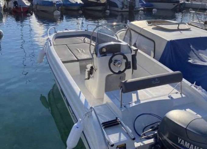 Motorboat Karel 480 Open 40hp
