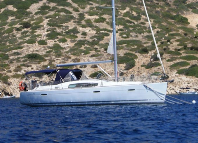Sailboat Beneteau Oceanis 40 12m
