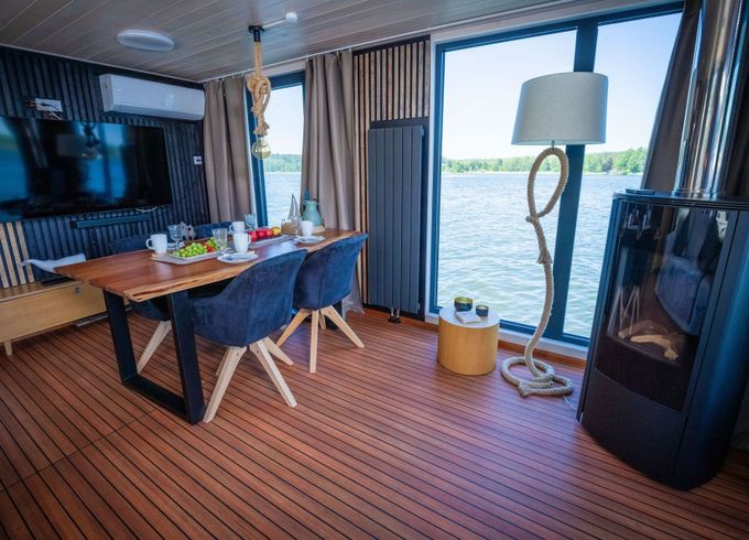 Houseboat WOMA D13
