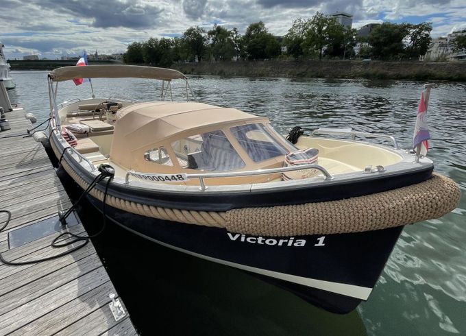 Motorboat VictoriaSloep Luxury Boat Open 11m 315hp