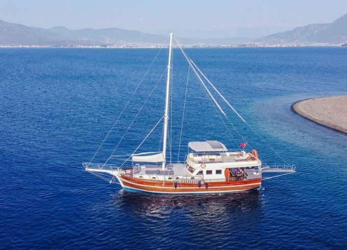 Gulet Luxury custom built gulet with a capacity of 8 Ketch 21m