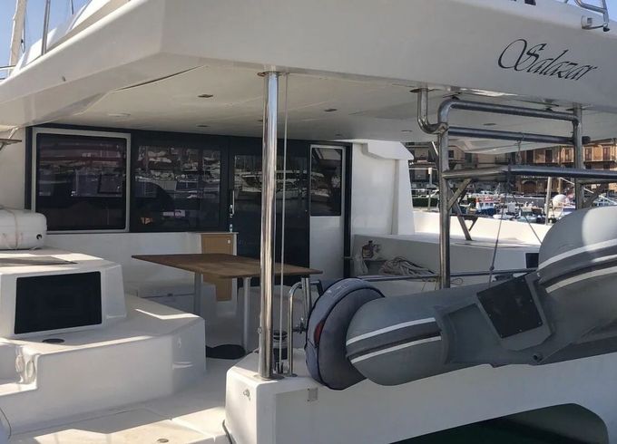 Catamaran Dufour 48 CAT 14m