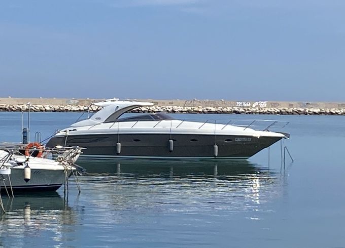 Motorboat Blu Martin 1350 720hp