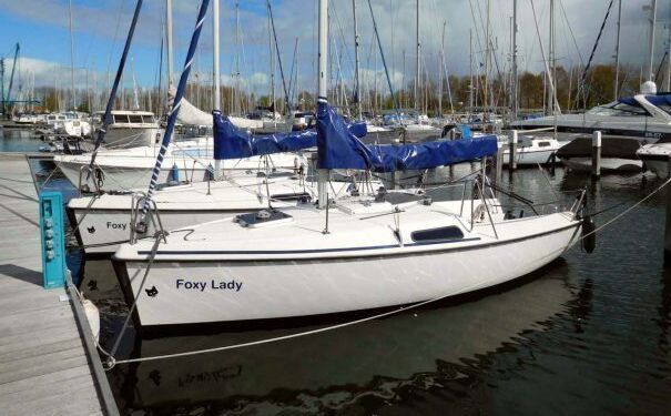 Sailboat Fox 22 6.5m