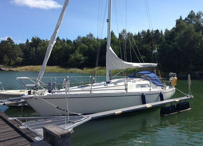 Sailboat Albin Scampi 10m