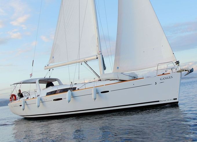 Sailboat Beneteau Oceanis 50 Family 15.42m