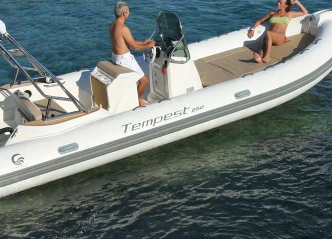 RIB CAPELLI Tempest 650 200hp