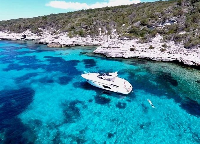 Motorboat AZIMUT Atlantis 44 740hp