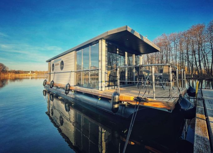 Houseboat La Mare Apart LL 2hp