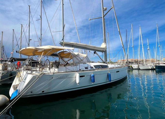 Sailboat Beneteau OCEANIS 50 - CA (3D-0C) 14m