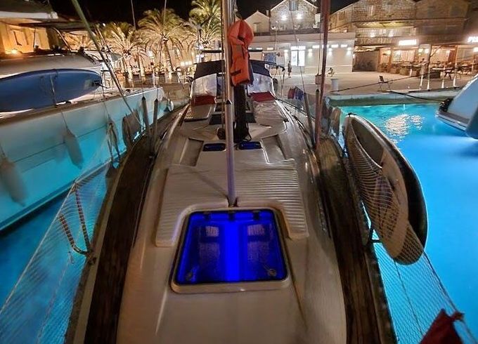 Sailboat Elan Exclusive 431 14m