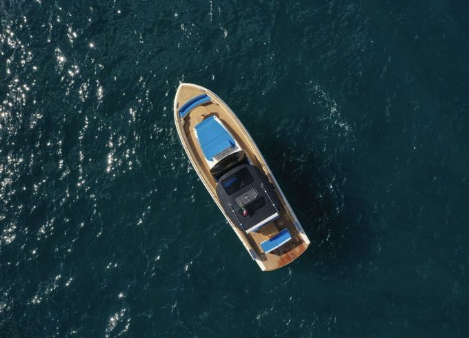 Motorboat Allure Allure 38 Walkaround 350hp