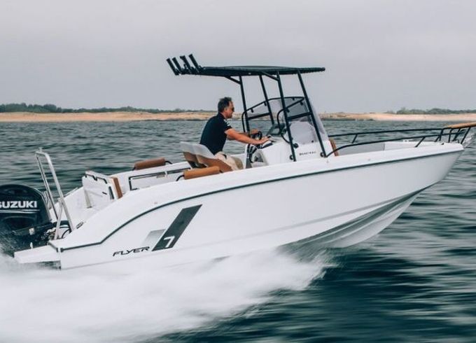 Motorboat BENETEAU FLYER 7 200hp