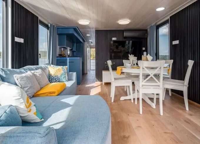 Houseboat WOMA D13