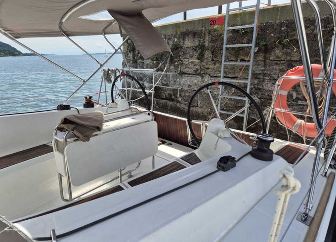 Sailboat Sun Odyssey 349 10.34m
