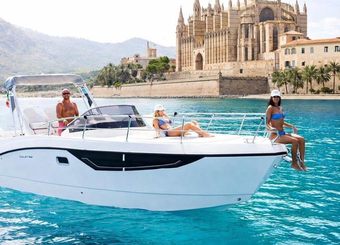 Motorboat Trimarchi Dylet 85 300hp