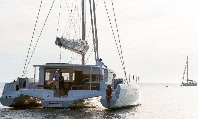 Catamaran NEEL 47 (4 CAB+1) 14m