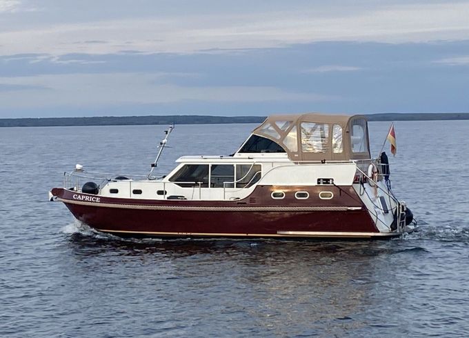 Houseboat Gruno 37 Subliem Classic 94hp