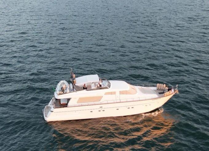 Motor yacht San Lorenzo SL72 1300hp