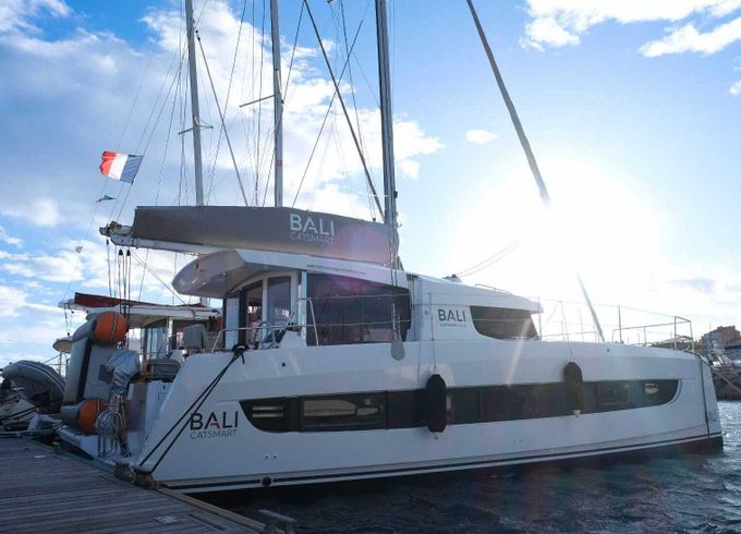Catamaran 15 BALI 3.8 CATSMART (4D/2C/0P) - AS 11m
