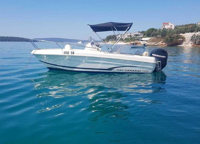 Motorboat Jeanneau Cap Camarat 505 80hp