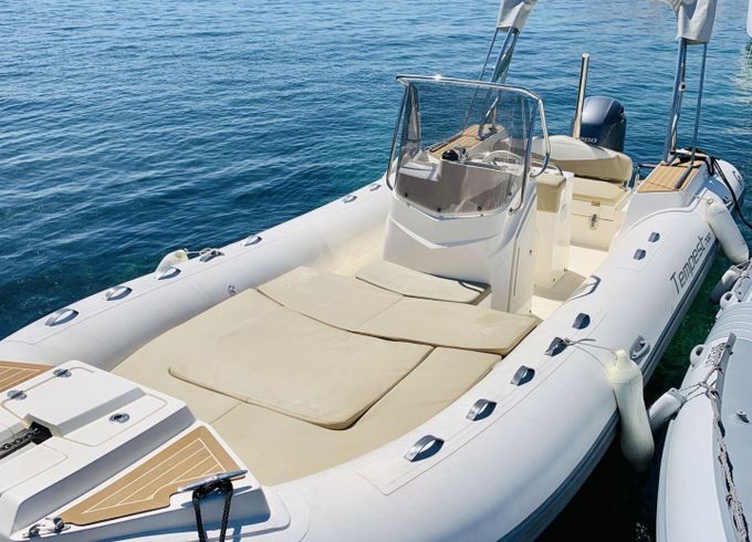 RIB Capelli Tempest 700 225hp
