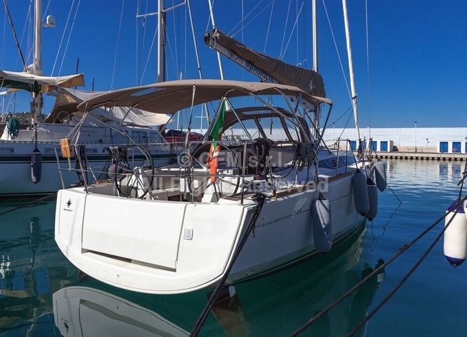 Sailboat Jeanneau Sun Odyssey 349 10.34m