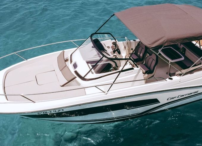 Motorboat Jeanneau Cap Camarat 7.5 Wa S3 300hp