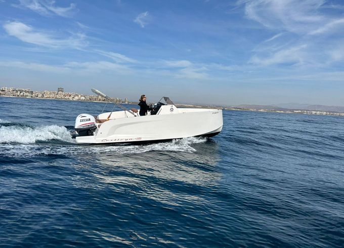 Motorboat Cattleya X6 Open 115hp