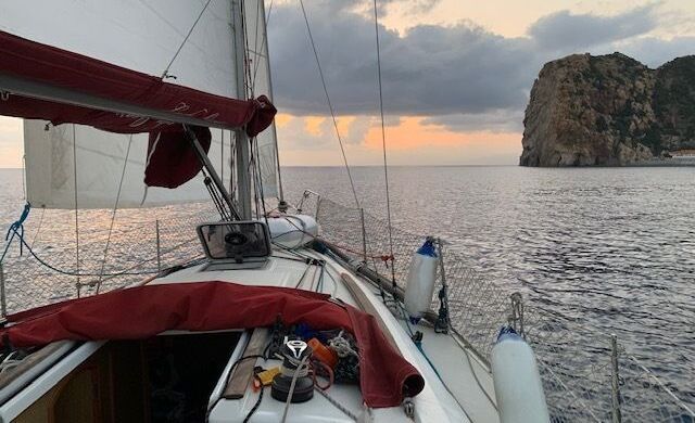 Sailboat Jeanneau TheCapRik Sun Fast 32i 10m