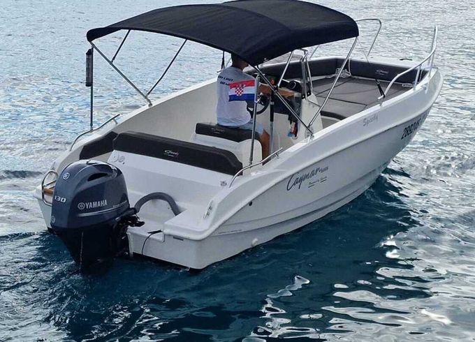Motorboat Cayman Yacht 585 130hp