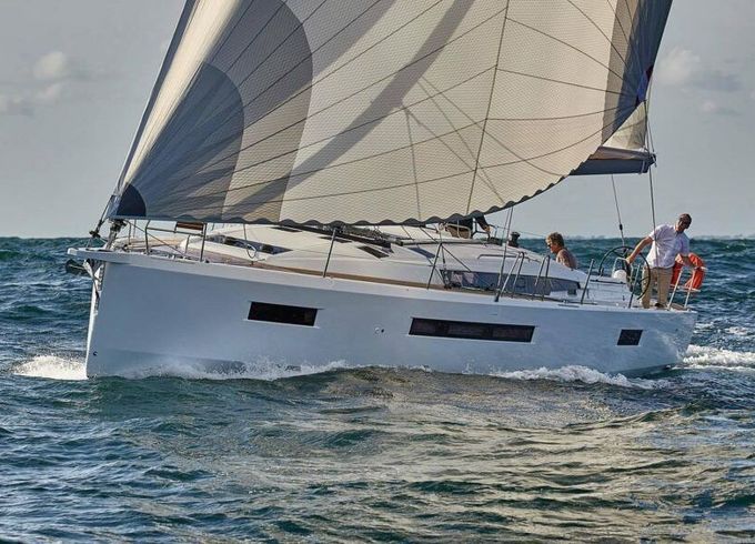 Sailboat Jeanneau Sun Odyssey 490 14.42m